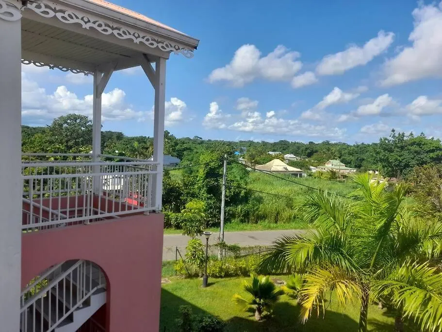 Appartement Agreable Dans Residence Calme Avec Wifi Baie-Mahault Apartament